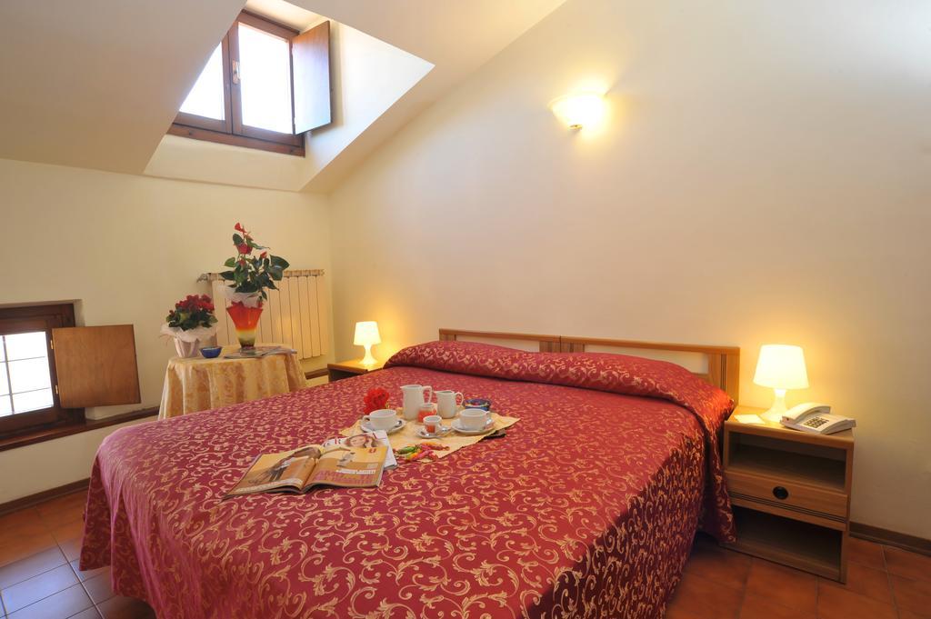 Hotel Delizia Genovese Montecatini Terme Zimmer foto