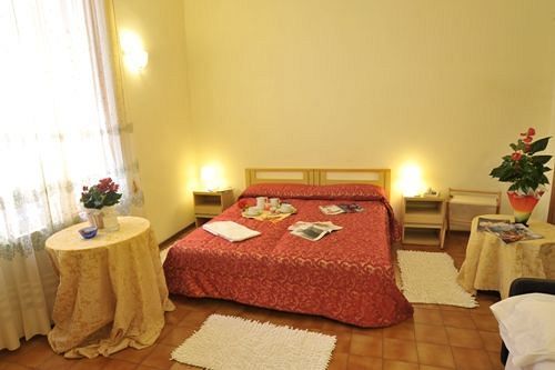 Hotel Delizia Genovese Montecatini Terme Exterior foto